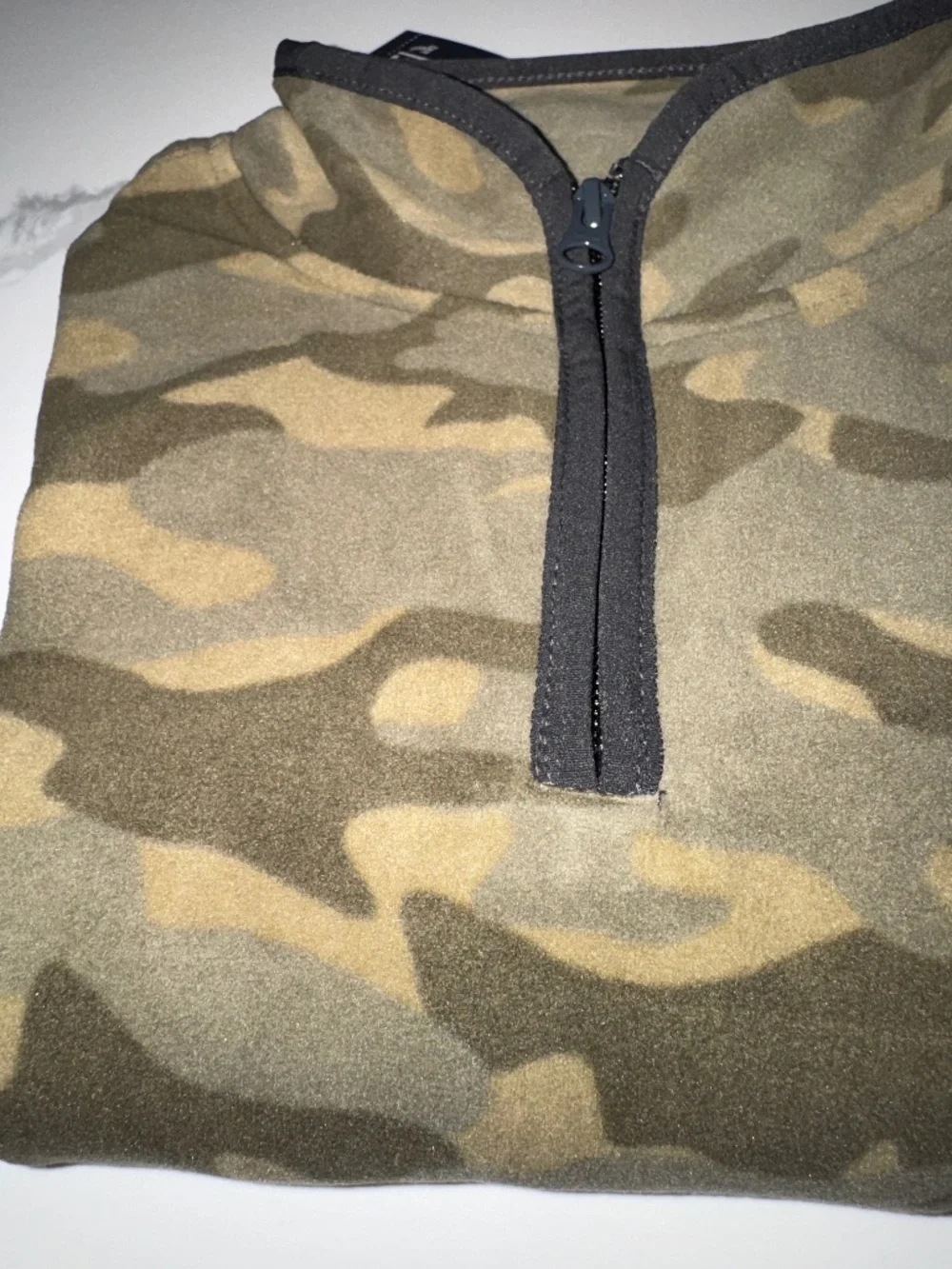OshKosh Camo Quarter Zip Fleece Pullover Boys’ Size 6/7